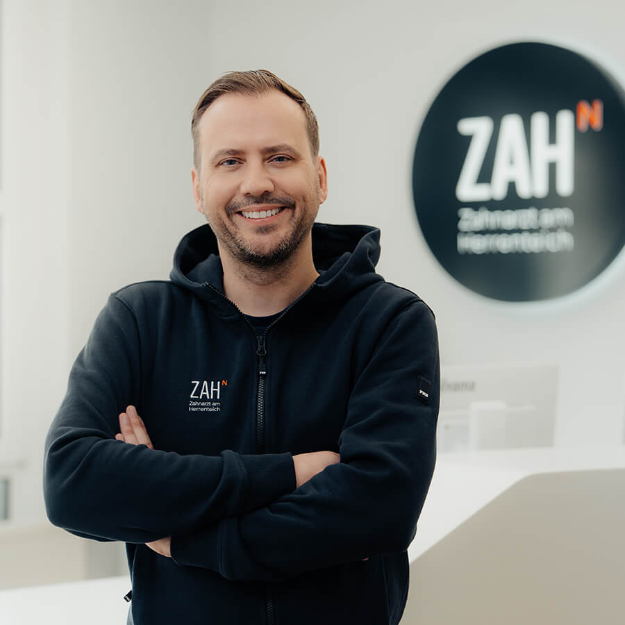 Ihr Zahnarzt in Melle: Dr. Michel Lehmensiek