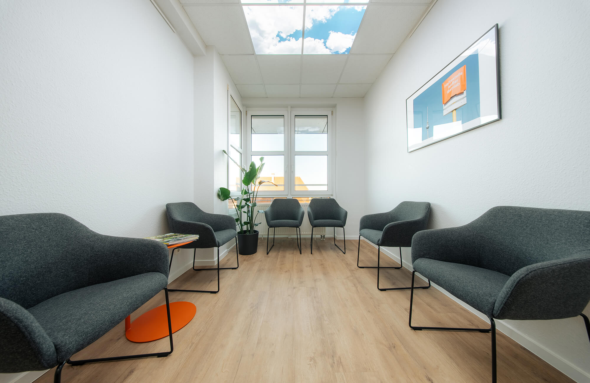 Wartezimmer in der Praxis am Herrenteich